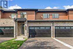 3386 CARTER COMMON  Burlington, ON L7M 3R9