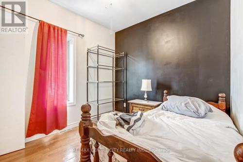 328 Erie Street, Central Elgin (Port Stanley), ON - Indoor Photo Showing Bedroom