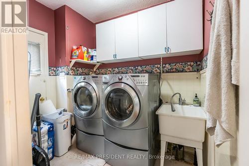 6200 Osprey Boulevard, Mississauga, ON - Indoor Photo Showing Laundry Room