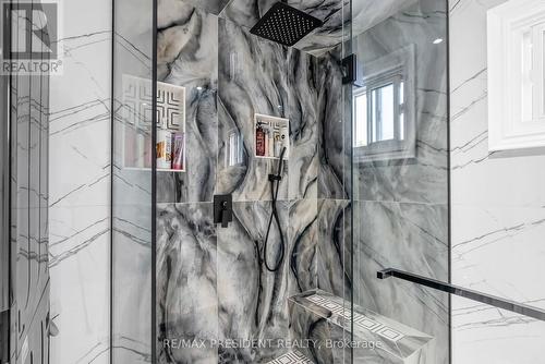 6200 Osprey Boulevard, Mississauga, ON - Indoor Photo Showing Bathroom