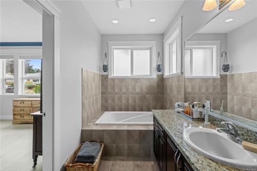 A-401 Neville St, Ladysmith, BC 