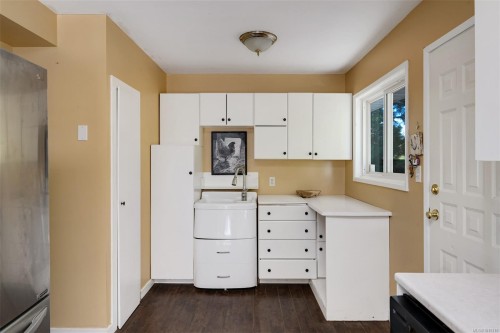 2660 Holden Corso Rd, Nanaimo, BC 