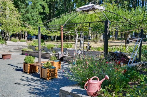 2660 Holden Corso Rd, Nanaimo, BC 