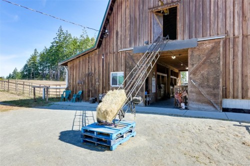 2660 Holden Corso Rd, Nanaimo, BC 