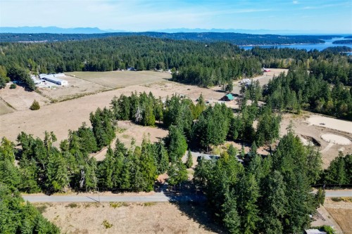 2660 Holden Corso Rd, Nanaimo, BC 