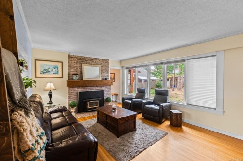 1368 Galerno Rd, Campbell River, BC 