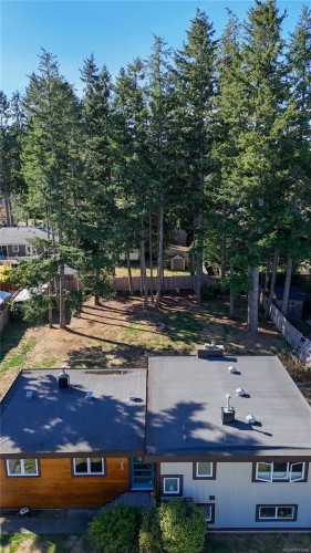 1368 Galerno Rd, Campbell River, BC 