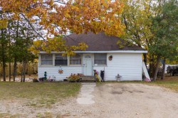 75 Old Mosley Street  Wasaga Beach, ON L9Z 2J5