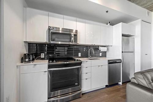 910-311 Hargrave St, Winnipeg, MB 