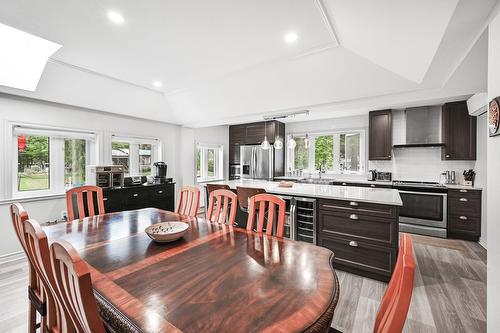 Dinette - 246 48E Rue O., Venise-En-Québec, QC - Indoor Photo Showing Dining Room
