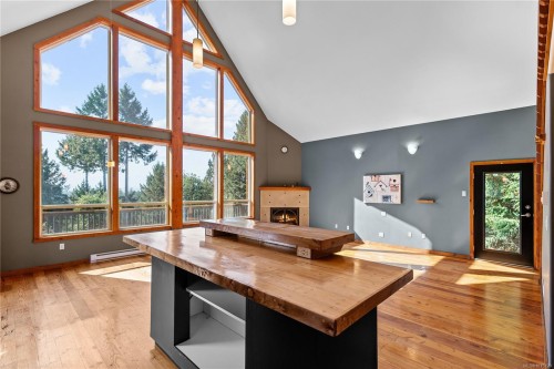 2405 Lindsey Rd, Nanaimo, BC 