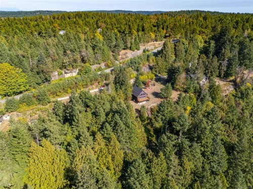 2405 Lindsey Rd, Nanaimo, BC 