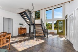 1214 North Beach Rd  Salt Spring, BC V8K 1B3