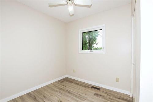 4-953 Summerside Ave, Winnipeg, MB 