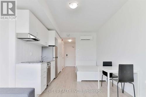 204 - 1800 Simcoe Street N, Oshawa (Samac), ON - Indoor