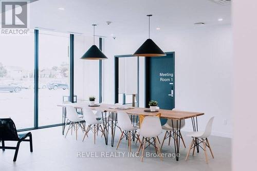 204 - 1800 Simcoe Street N, Oshawa (Samac), ON - Indoor Photo Showing Dining Room