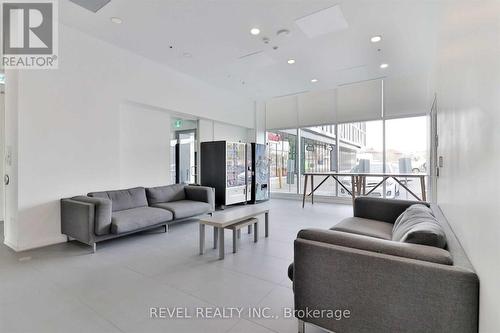 204 - 1800 Simcoe Street N, Oshawa (Samac), ON - Indoor