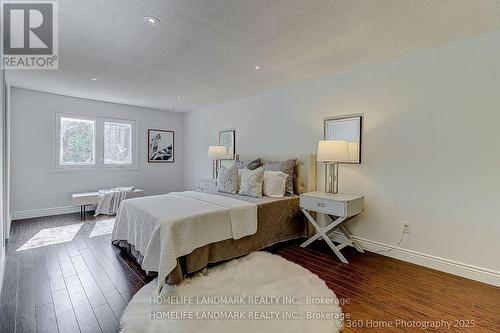 30 MISTY MOOR DRIVE  Richmond Hill, ON L4C 6R1