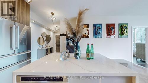 1908 - 33 Bay Street, Toronto, ON - Indoor