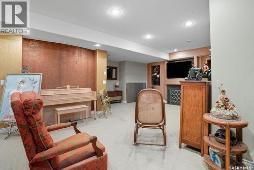 603 Brookhurst Court, Saskatoon, SK - Indoor