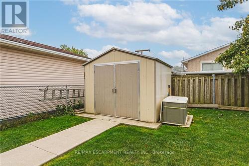 477 Queen Victoria Drive, Hamilton, ON - Outdoor With Exterior