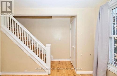 Upper - 4679 Second Avenue, Niagara Falls, ON - Indoor Photo Showing Other Room