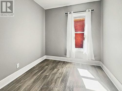 13 Salisbury Avenue, Brantford, ON - Indoor Photo Showing Other Room