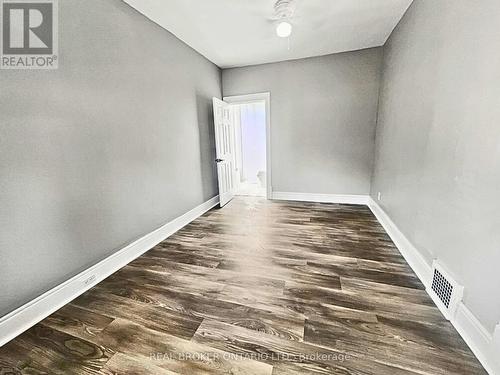 13 Salisbury Avenue, Brantford, ON - Indoor Photo Showing Other Room