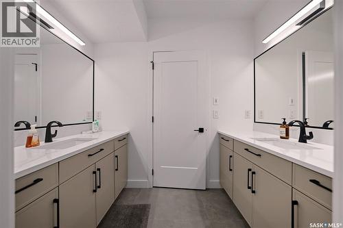 148 Greenbryre Close, Corman Park Rm No. 344, SK - Indoor Photo Showing Bathroom