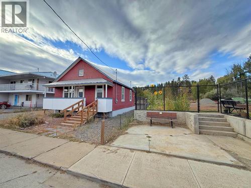 27 Fenchurch Avenue, Princeton, BC - Outdoor