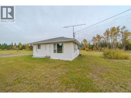 1208 Cariboo 97 Highway, 70 Mile House, BC - Outdoor
