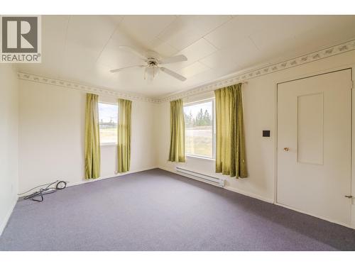 1208 Cariboo 97 Highway, 70 Mile House, BC - Indoor Photo Showing Other Room