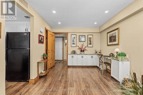 1 - 131 Grandview Hilltop Drive, Huntsville, ON - Indoor