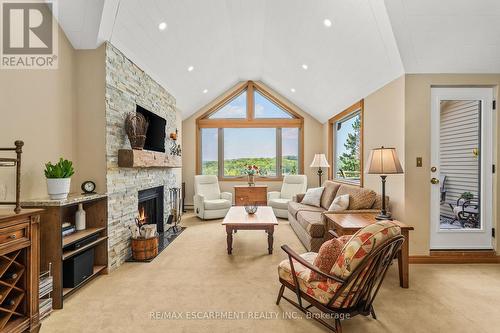 1 - 131 Grandview Hilltop Drive, Huntsville, ON - Indoor Photo Showing Living Room With Fireplace
