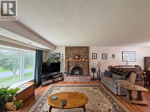 1235 Pigeon Avenue, Williams Lake, BC - Indoor Photo Showing Living Room With Fireplace