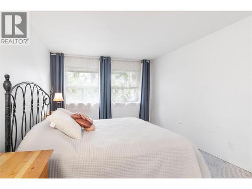 250 5 Street Se Unit# 314, Salmon Arm, BC - Indoor Photo Showing Bedroom