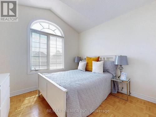 5869 Yachtsman Crossing, Mississauga, ON - Indoor Photo Showing Bedroom