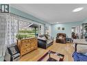 2527 Upper Bench Road, Keremeos, BC  - Indoor Photo Showing Living Room 