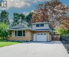 35 VISTA CRESCENT  Kitchener, ON N2M 4C8