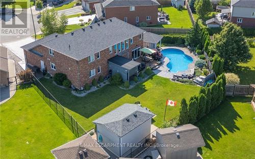 34 Penfold Court, Hamilton, ON - Outdoor With In Ground Pool With Deck Patio Veranda