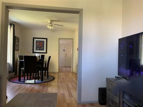 109 Williams Avenue W, Langruth, MB - Indoor