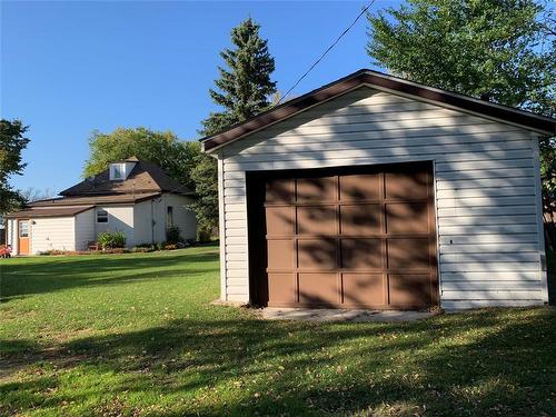 109 Williams Avenue W, Langruth, MB - Outdoor With Exterior