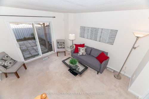 7131 Chatham Court, Mississauga, ON - Indoor