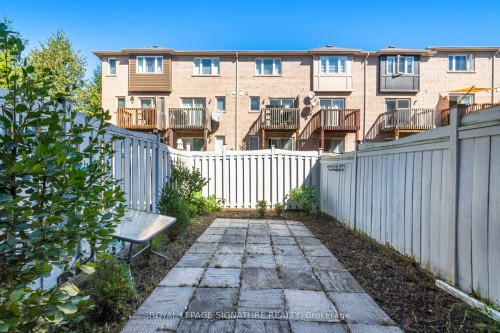 7131 Chatham Court, Mississauga, ON - Outdoor With Deck Patio Veranda