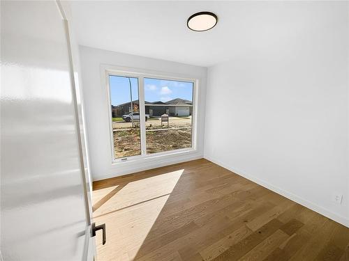 39 Fieldstone Crescent, Brandon, MB - Indoor Photo Showing Other Room