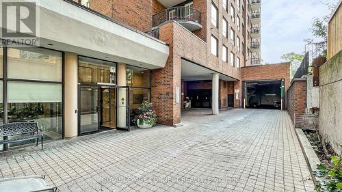 1002 - 47 St Clair Avenue W, Toronto, ON - Outdoor With Exterior