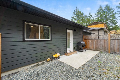 3365 Barrington Rd, Nanaimo, BC - Outdoor With Deck Patio Veranda With Exterior