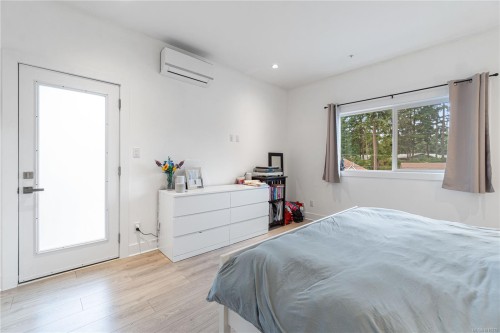 3365 Barrington Rd, Nanaimo, BC - Indoor Photo Showing Bedroom