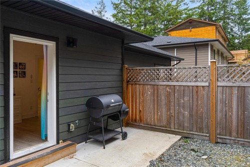 3365 Barrington Rd, Nanaimo, BC - Outdoor With Deck Patio Veranda With Exterior