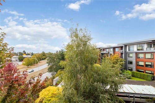 309-3815 Rowland Ave, Saanich, BC - Outdoor With View